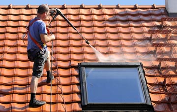 roof cleaning Garreg
